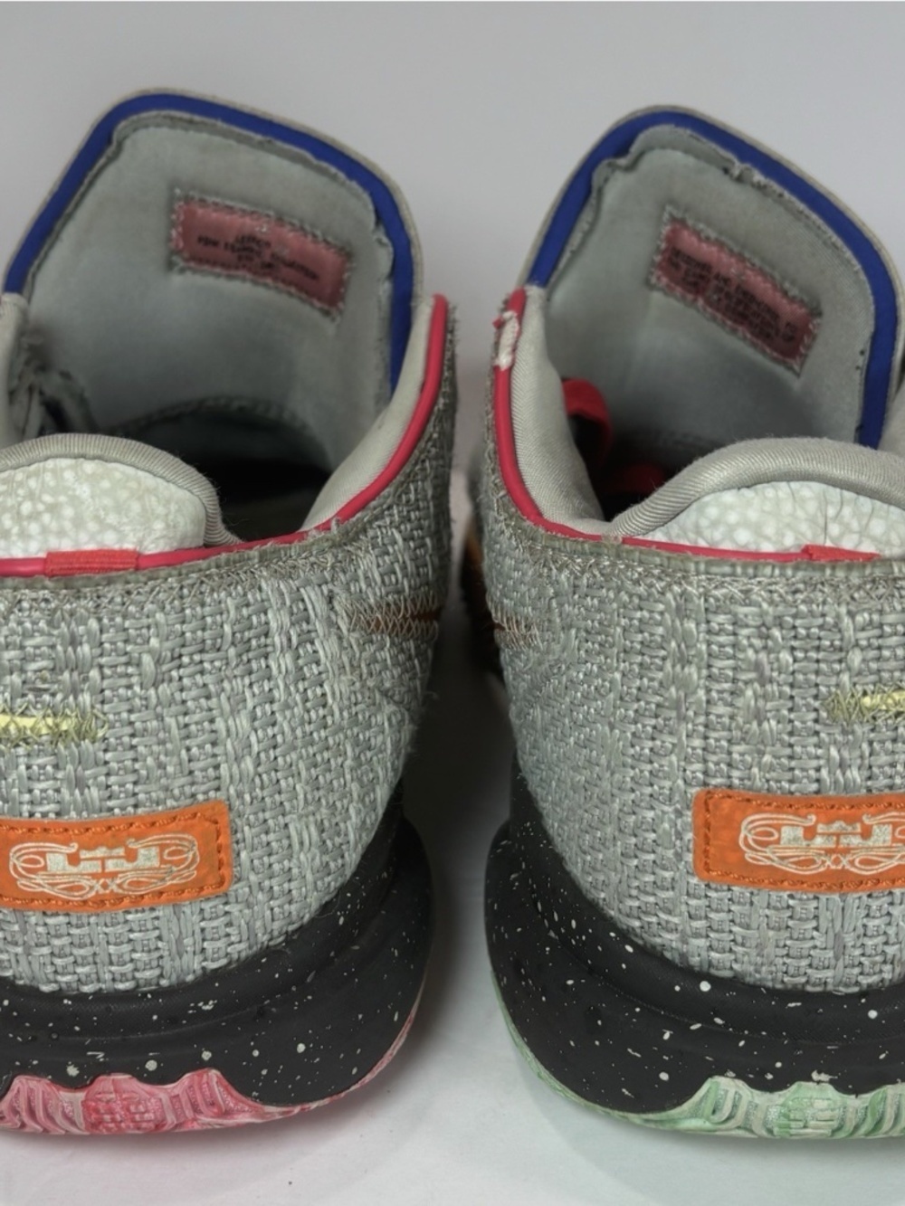Nike Men's Size 11 Basketball, LeBron XX/ 20 James Pink Diamond Collection EUC - Picture 6 of 10